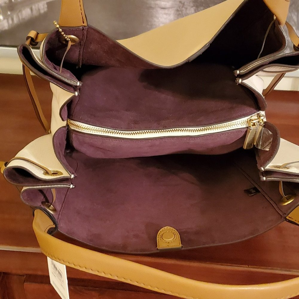 Coach - Harmony - Picture 8 of 13